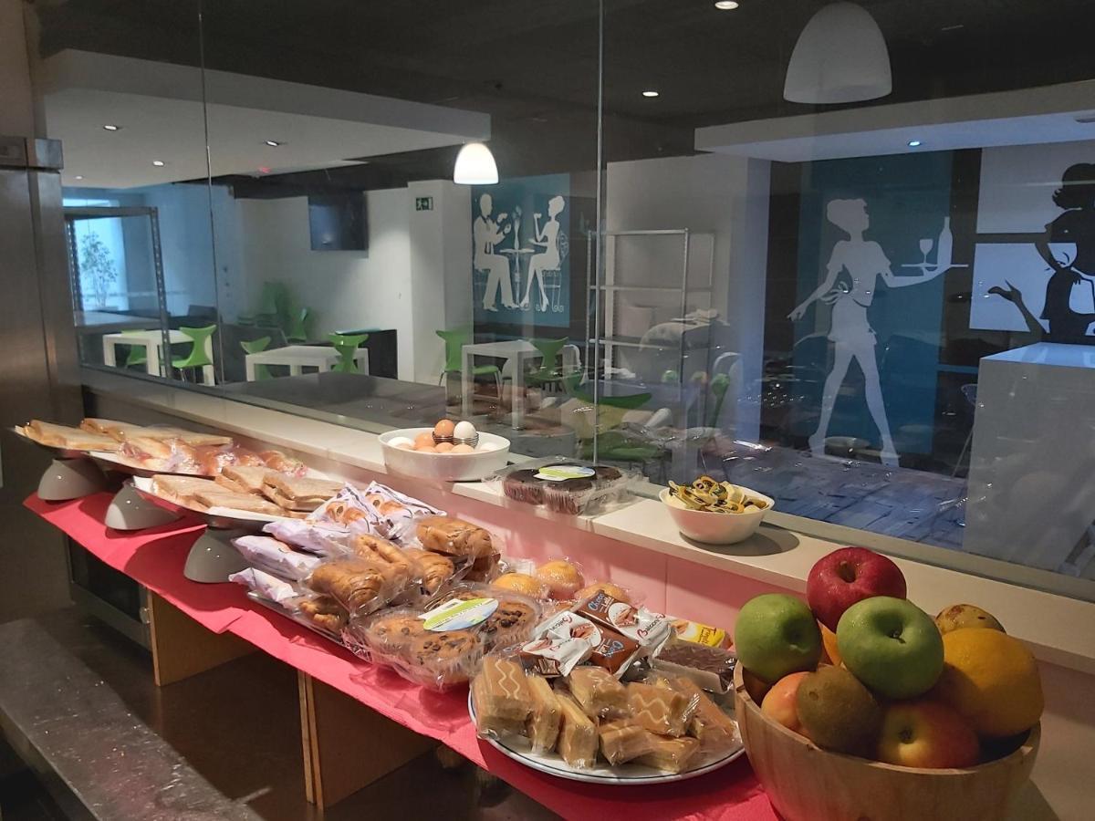 סליאמה Day'S Inn Hotel And Residence מראה חיצוני תמונה