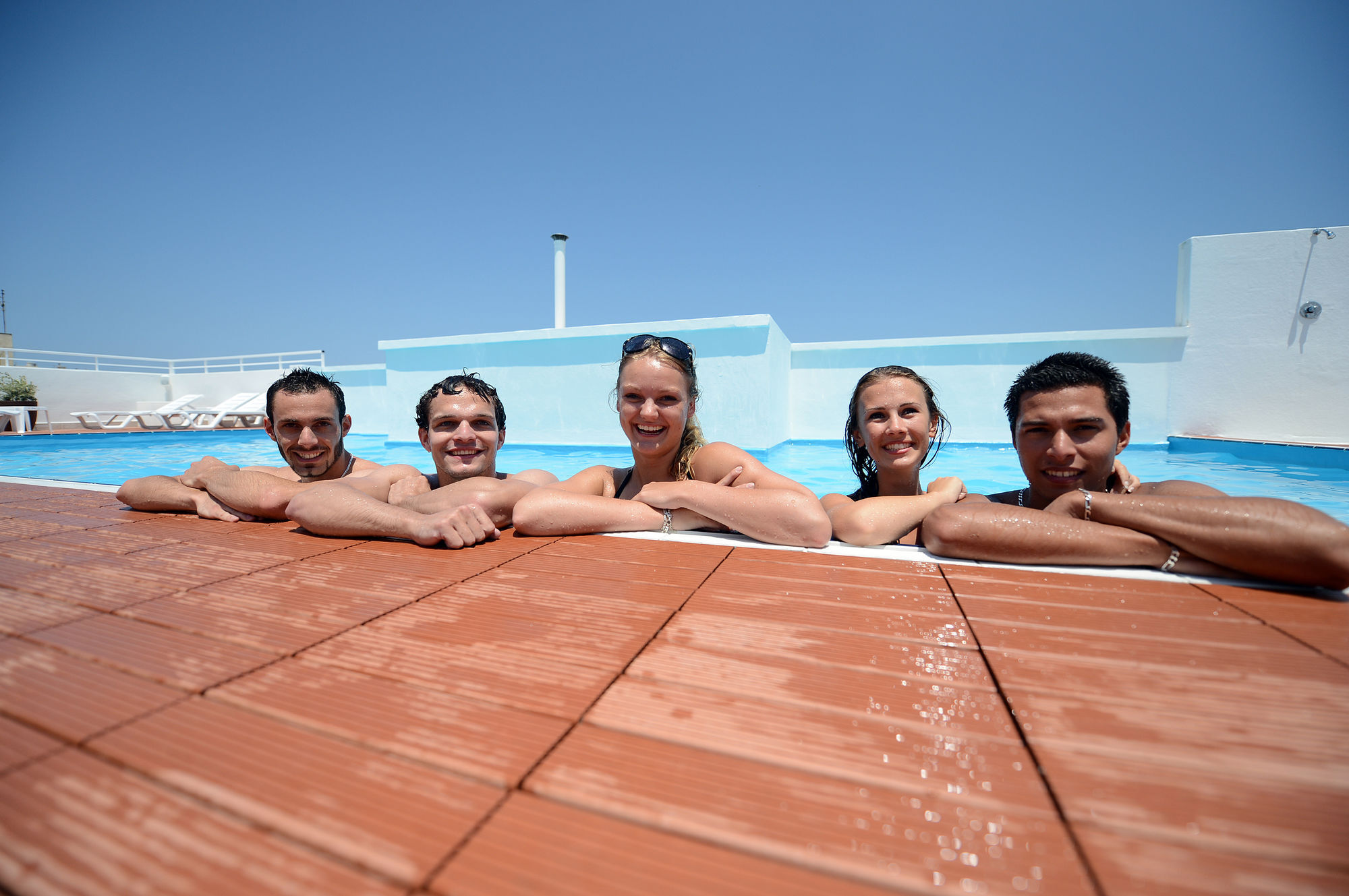 סליאמה Day'S Inn Hotel And Residence מראה חיצוני תמונה